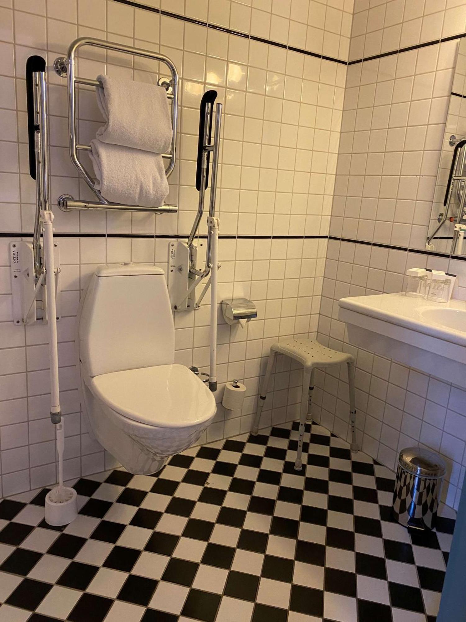 Zweibettzimmer - barrierefrei