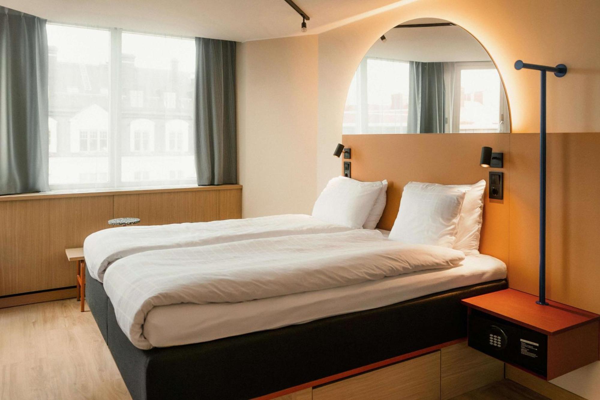 Kamer met Queensize Bed - Zes Volwassenen