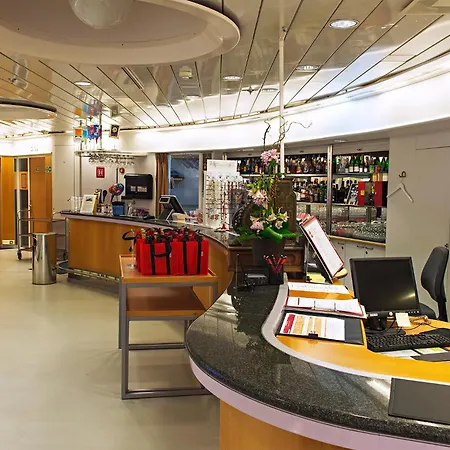 Viking Line Ferry Gabriella - 2-Night Cruise Stockholm-Helsinki-Stockholm-3